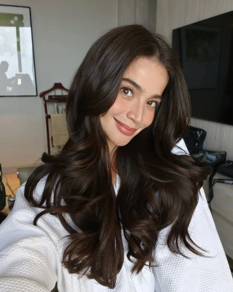  Anne Curtis, Beautiful Philippines Actress on Hot51 