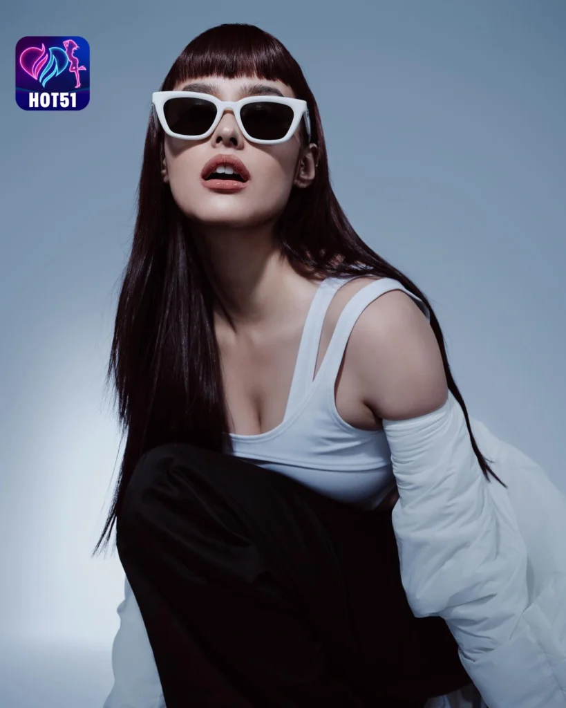  Beautiful Liza Soberano Photos on HOT51 Platform