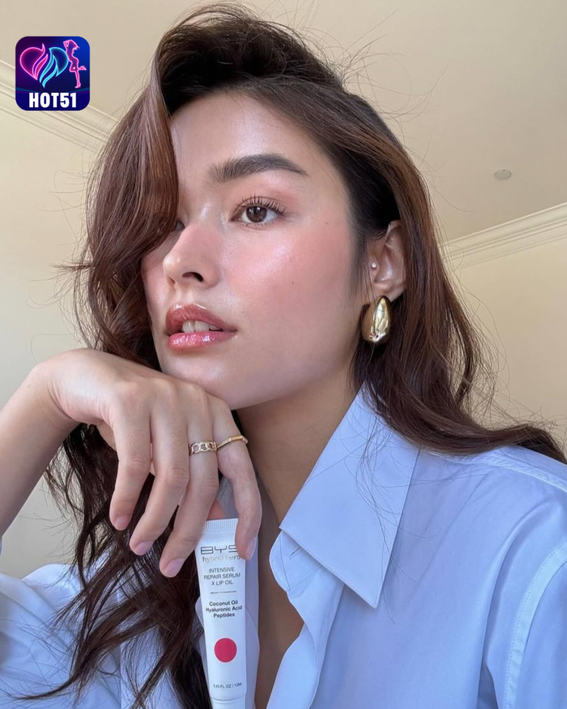 Beautiful Liza Soberano Photos on HOT51 Platform 