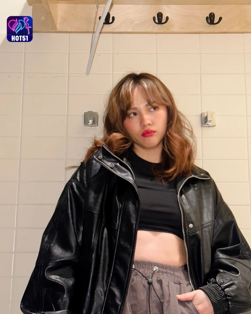  Janella Salvador's Stunning Photos on HOT51 Platform
