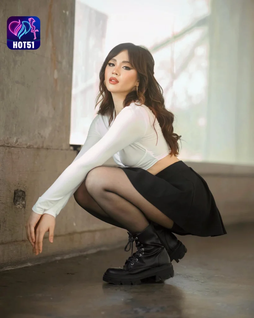  Janella Salvador's Stunning Photos on HOT51 Platform