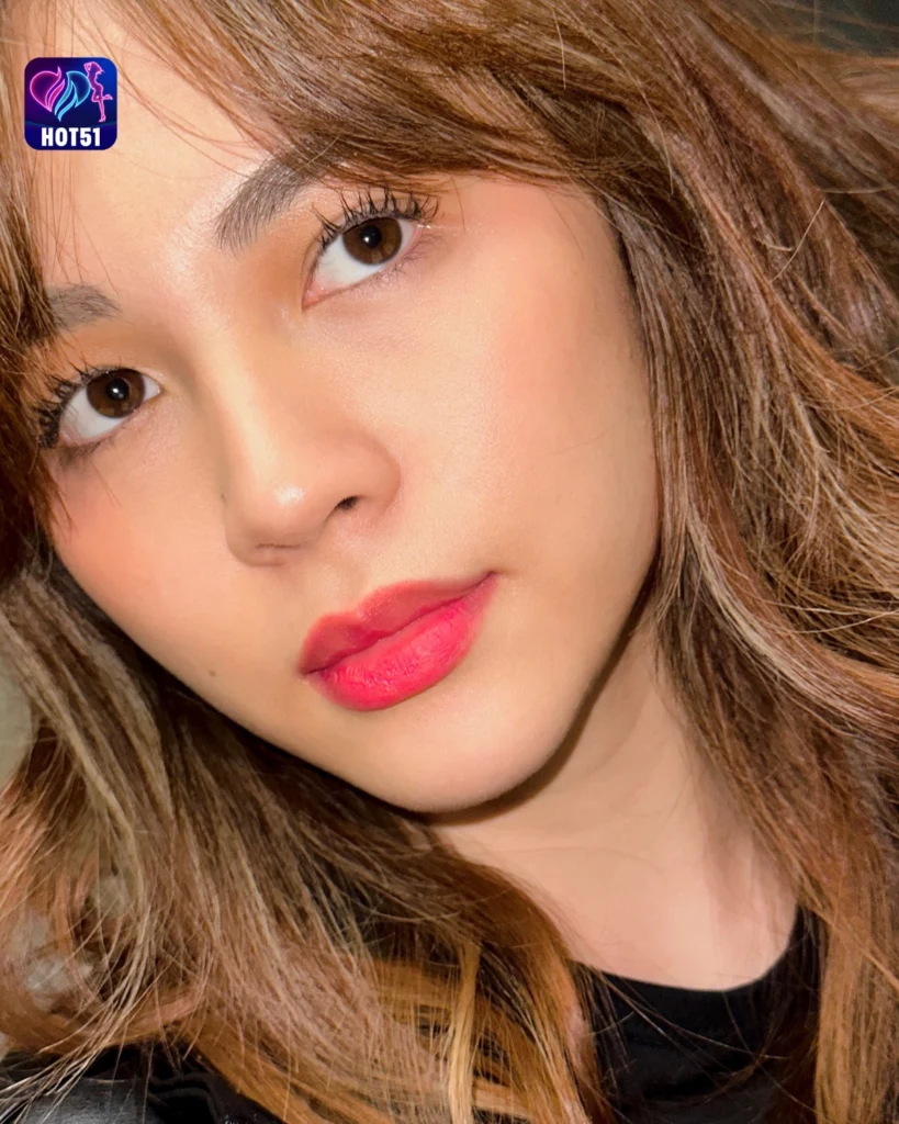  Janella Salvador's Stunning Photos on HOT51 Platform