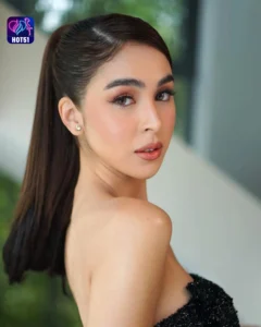 Read more about the article Beautiful Julia Barretto Stunning Photos on HOT51 Platform