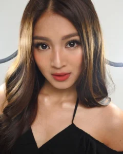 Read more about the article Beautiful Nadine Lustre Stunning Beauty on Hot51 You Can’t Miss