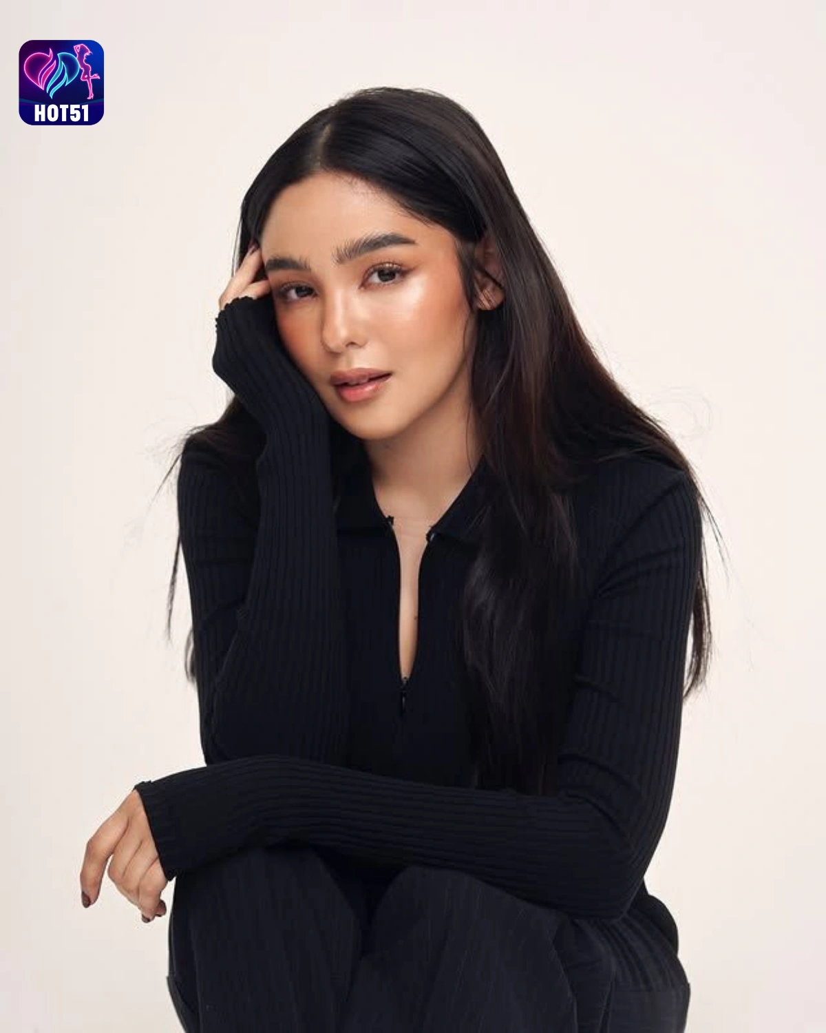 Andrea Brillantes’ Stunning Photos on HOT51 Platform