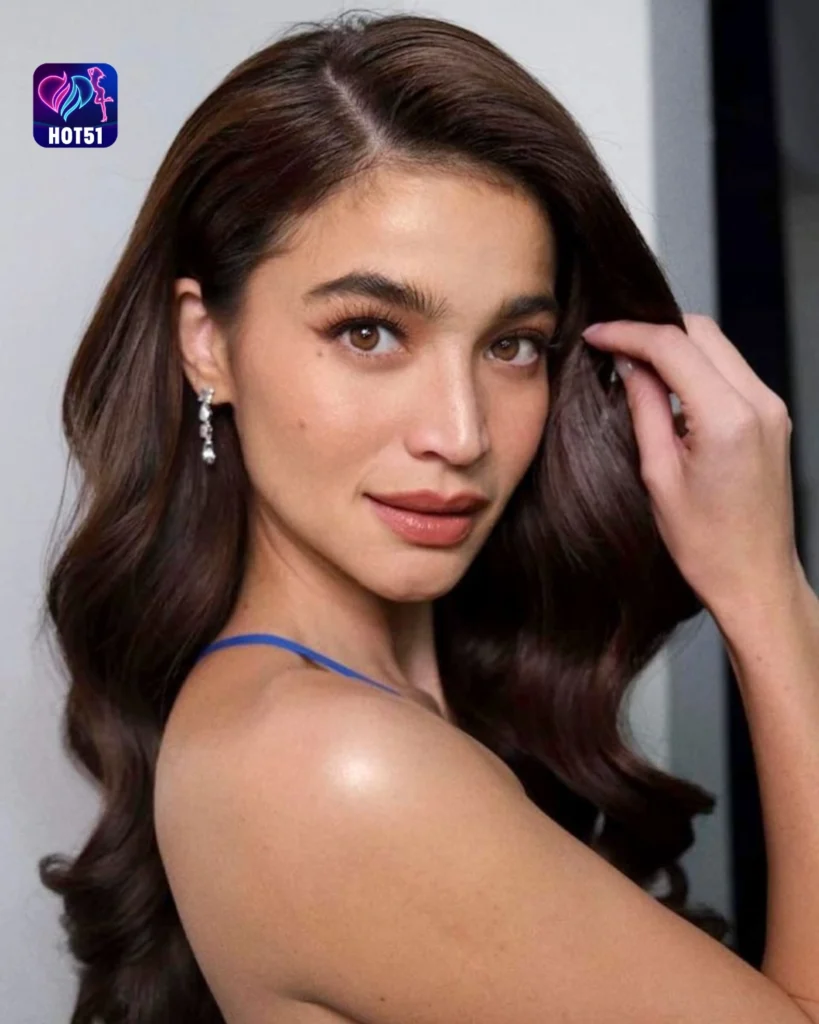 Anne Curtis' Stunning Photos on HOT51 Platform