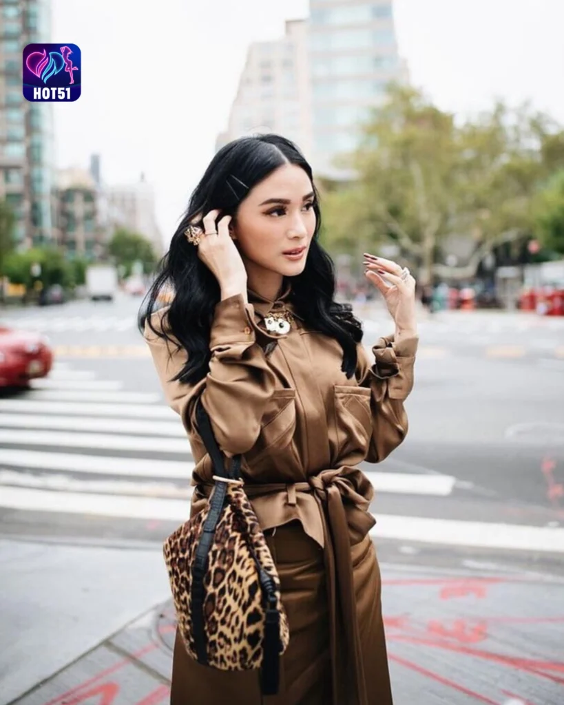  Beautiful Heart Evangelista Photos on HOT51 Platform