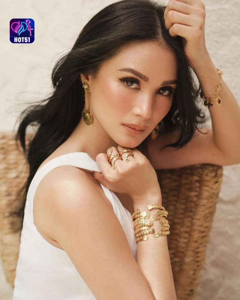  Beautiful Heart Evangelista Photos on HOT51 Platform