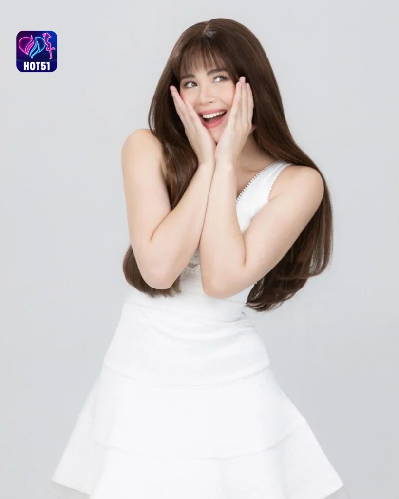  Beautiful Janella Salvador Photos on HOT51 Platform