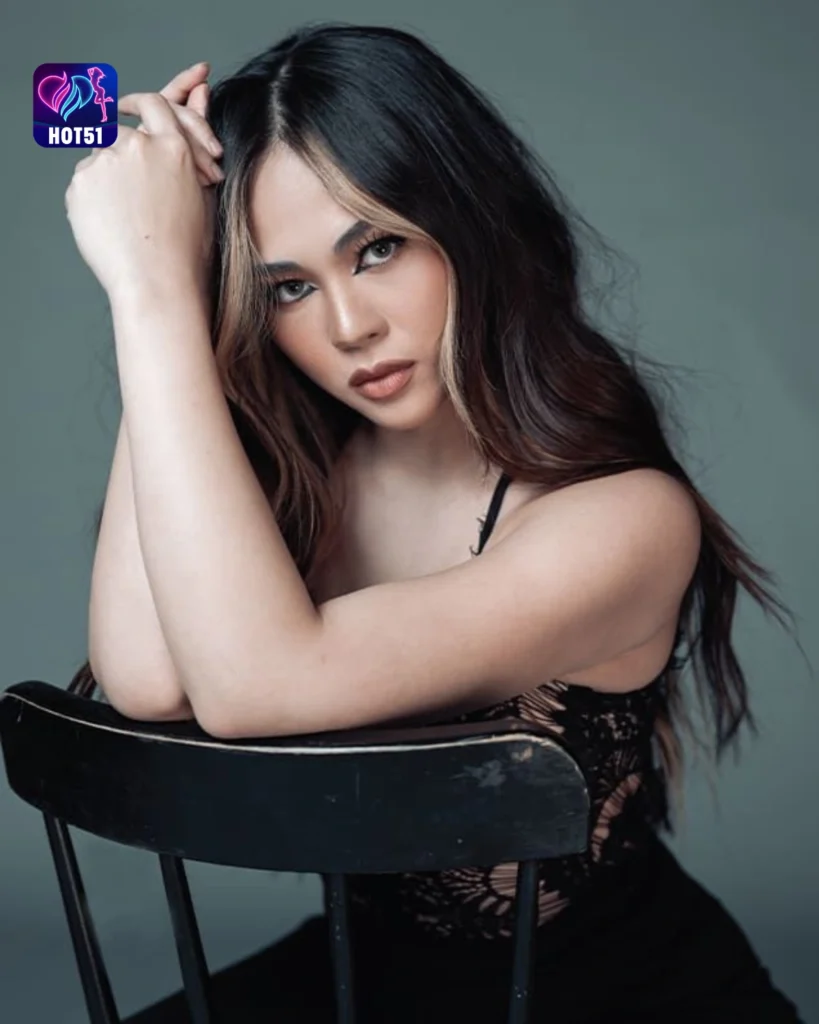 Beautiful Janella Salvador Photos on HOT51 Platform