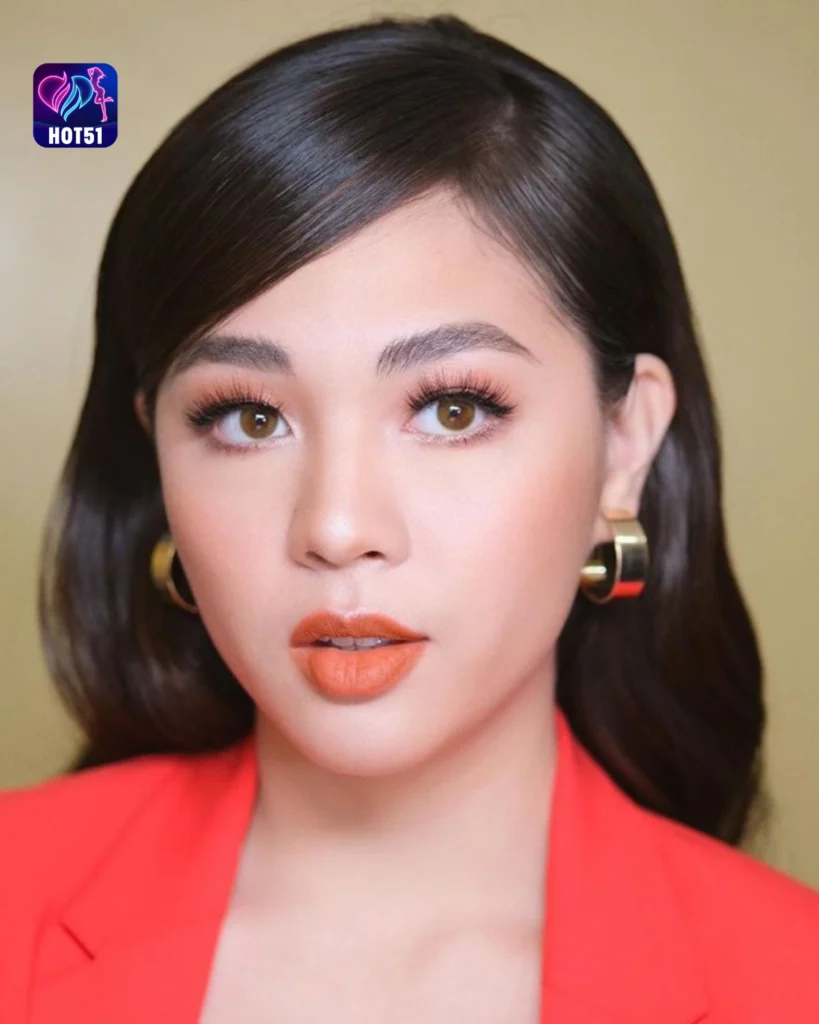  Beautiful Janella Salvador Photos on HOT51 Platform