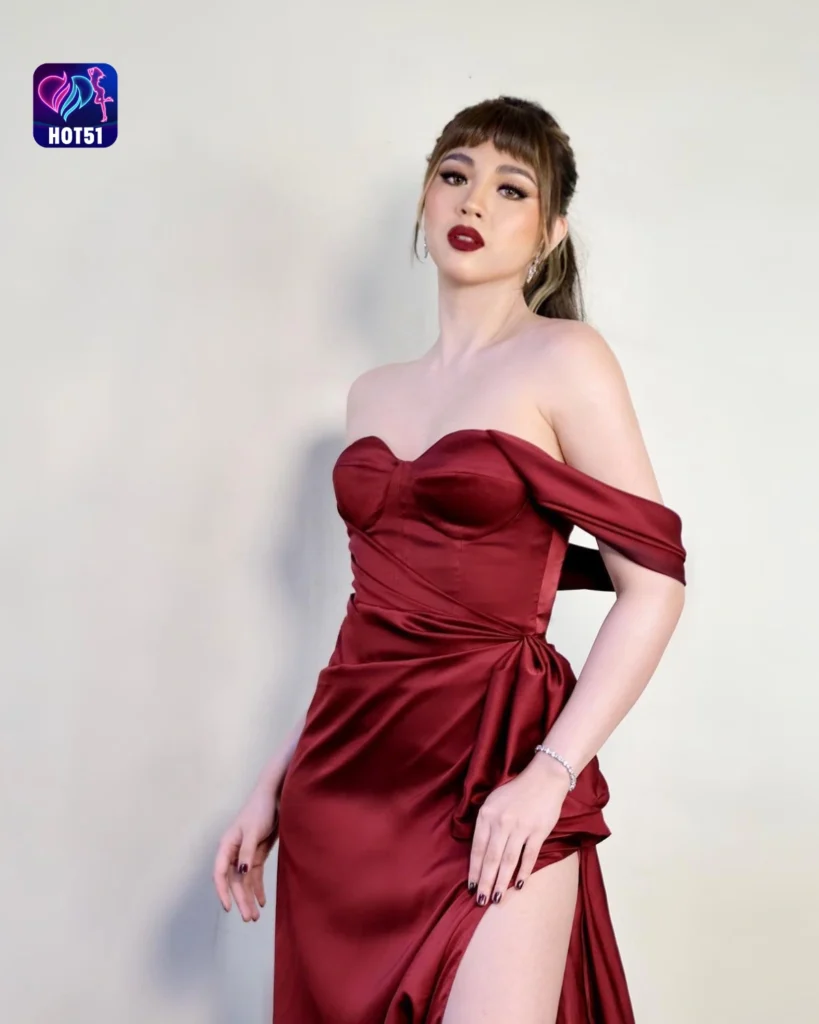 Beautiful Janella Salvador Photos on HOT51 Platform 