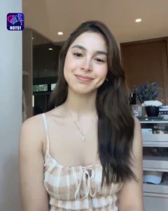 Read more about the article Beautiful Stunning Julia Barretto Photos on HOT51 Platform