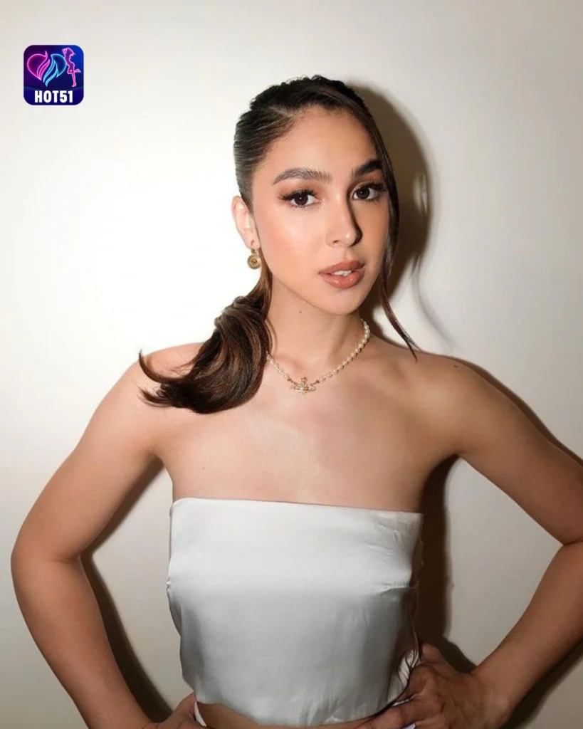  Beautiful Julia Barretto Photos on HOT51 Platfor