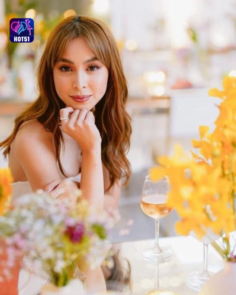  Beautiful Julia Barretto Photos on HOT51 Platform