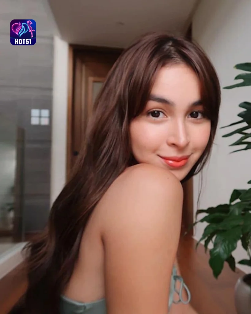 Beautiful Julia Barretto Photos on HOT51 Platform