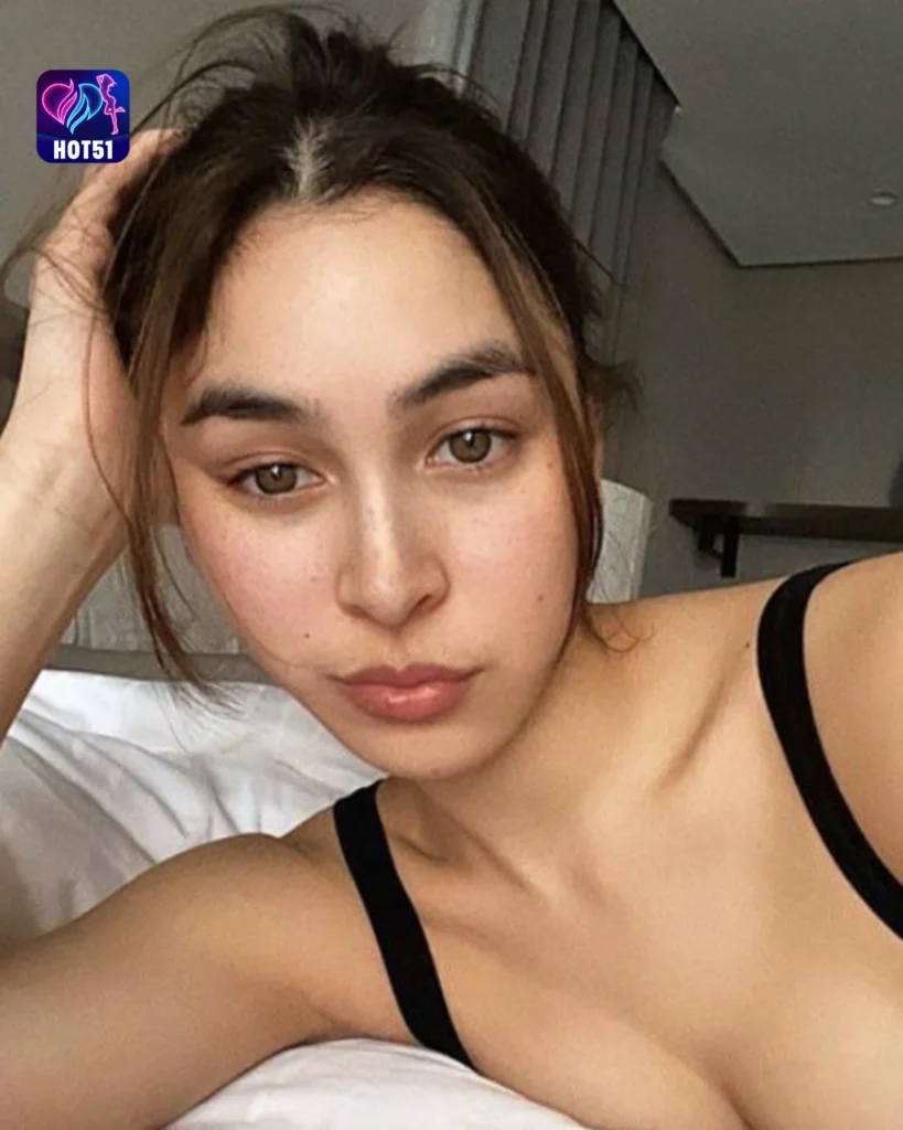 Beautiful Julia Barretto Photos on HOT51 Platform