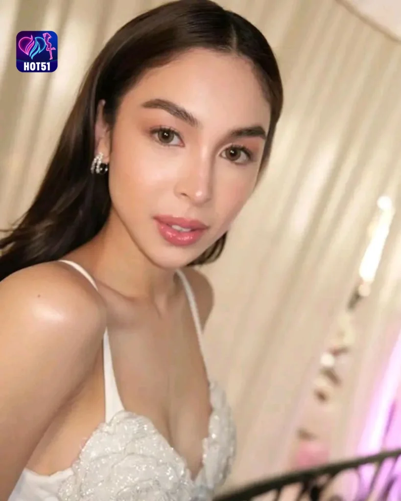  Beautiful Julia Barretto Photos on HOT51 Platform