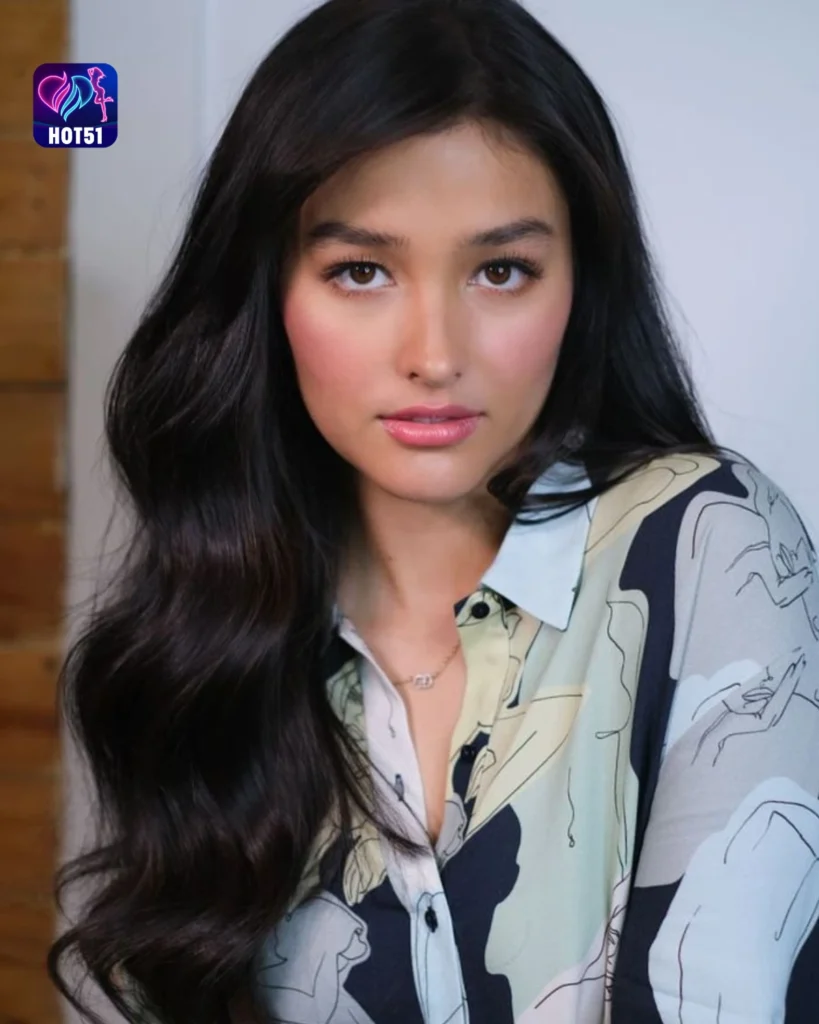  Beautiful Liza Soberano Photos on HOT51 Platform