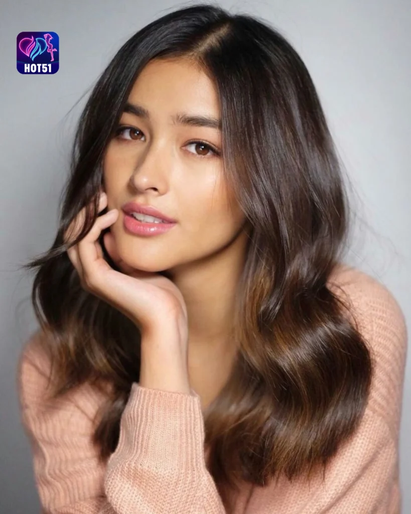 Beautiful Liza Soberano Photos on HOT51 Platform