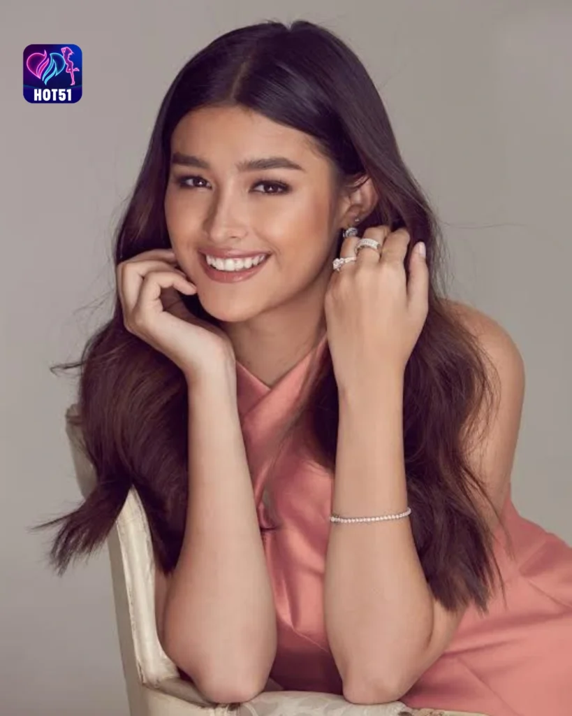  Beautiful Liza Soberano Photos on HOT51 Platform