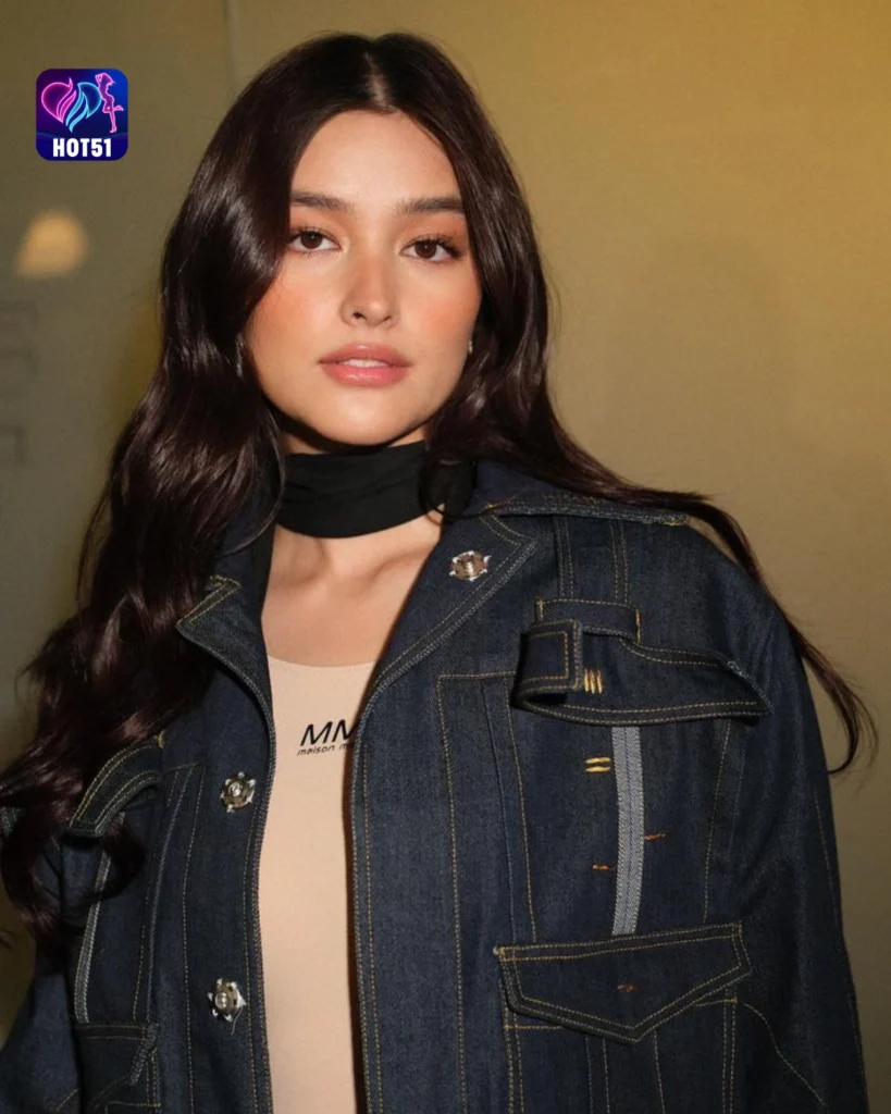  Beautiful Liza Soberano Photos on HOT51 Platform