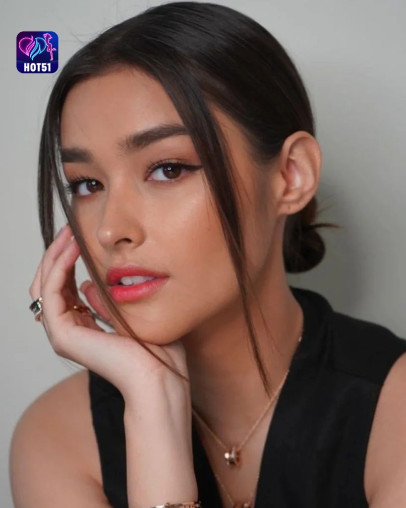  Beautiful Liza Soberano Photos on HOT51 Platform