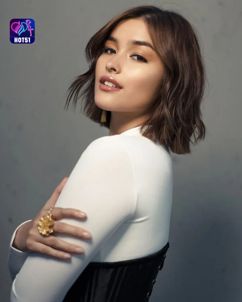 Beautiful Liza Soberano Photos on HOT51 Platform