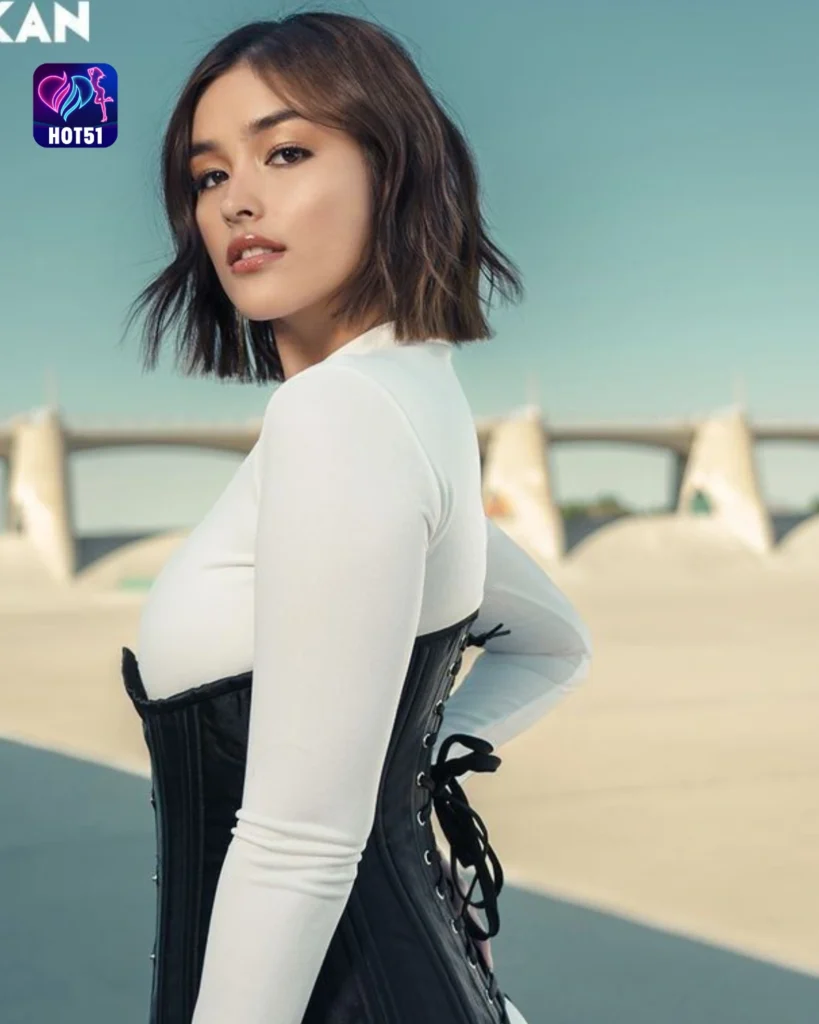  Beautiful Liza Soberano Photos on HOT51 Platform 