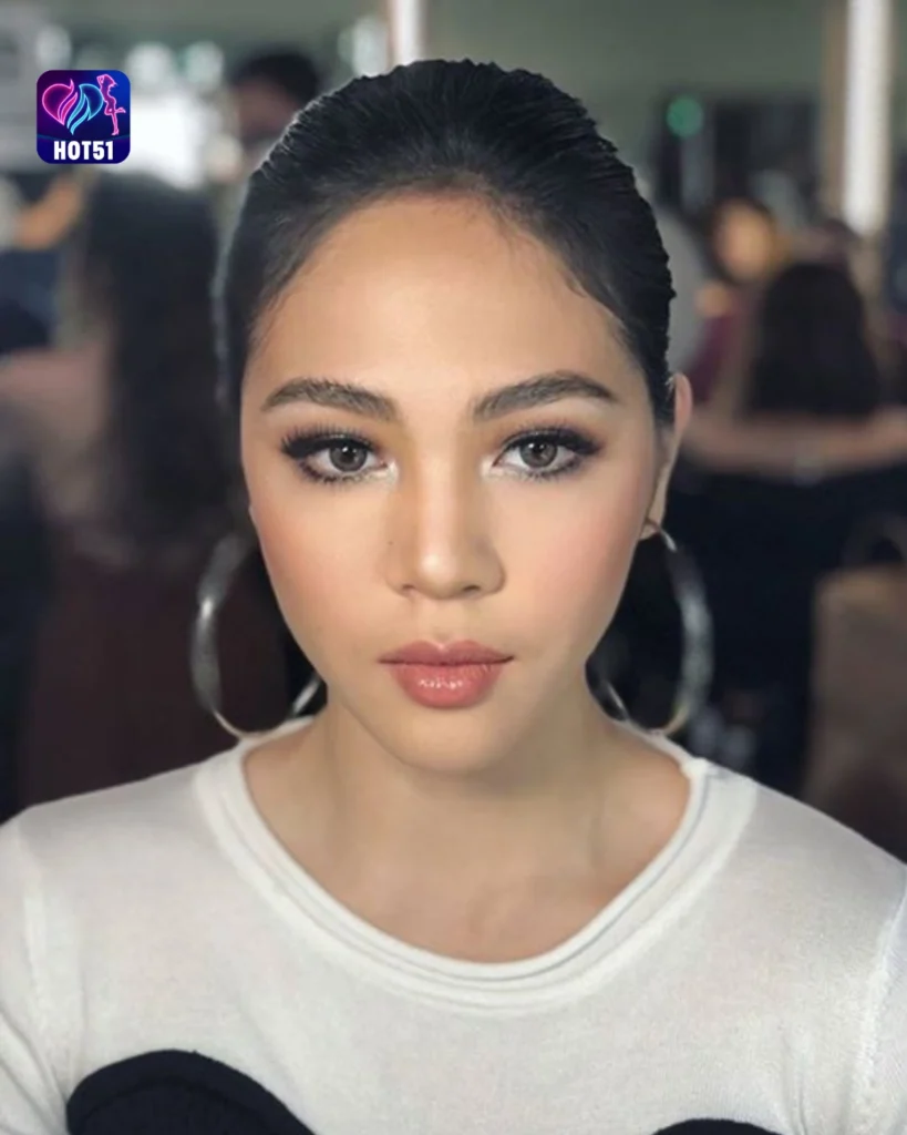  Ganda ni Janella Salvador sa HOT51 Mga Stunning Photo 