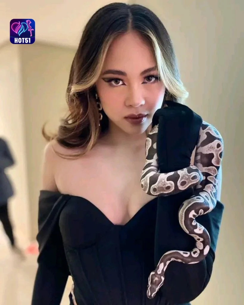  Gorgeous Janella Salvador Photos on HOT51 Platform