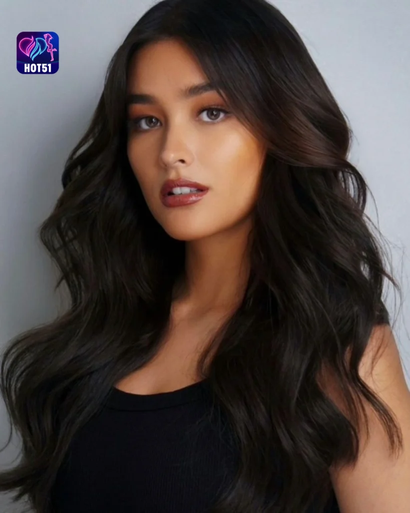 Gorgeous Liza Soberano Photos on HOT51 Platform 