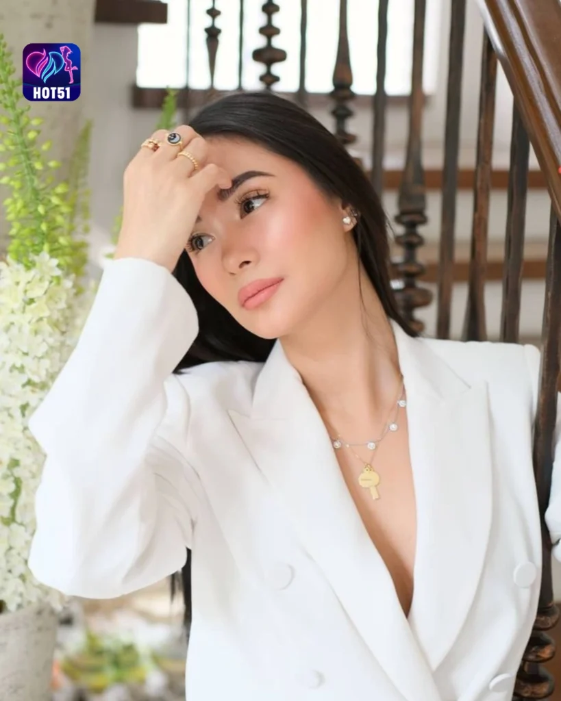 Heart Evangelista's Beautiful Photos on HOT51 Platform 