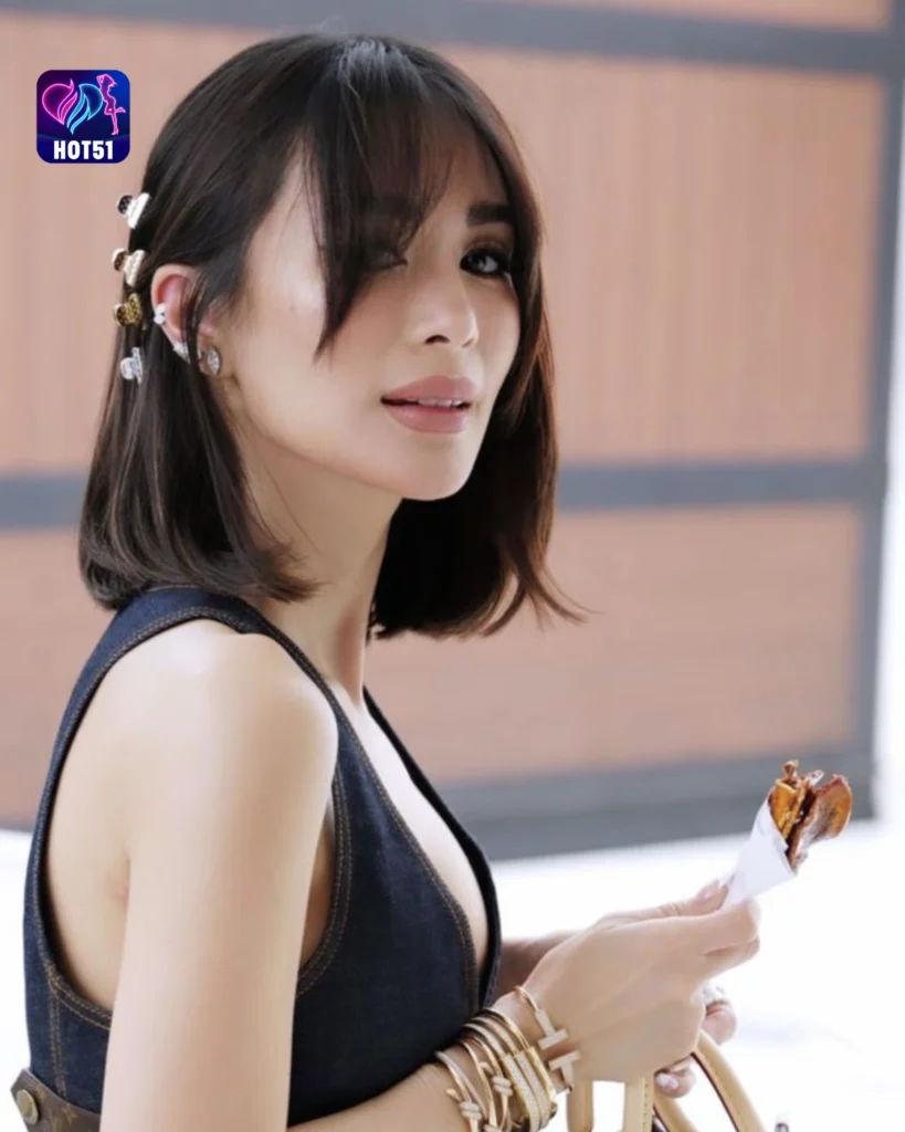 Heart Evangelista's Stunning Photos on HOT51 Platform