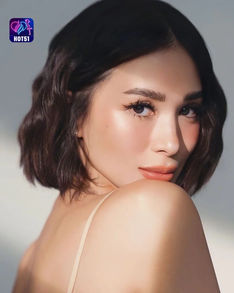 Heart Evangelista's Stunning Photos on HOT51 Platform 