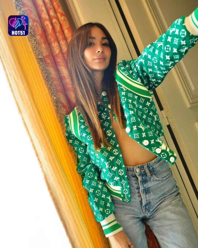 Heart Evangelista's Stunning Photos on HOT51 Platform 