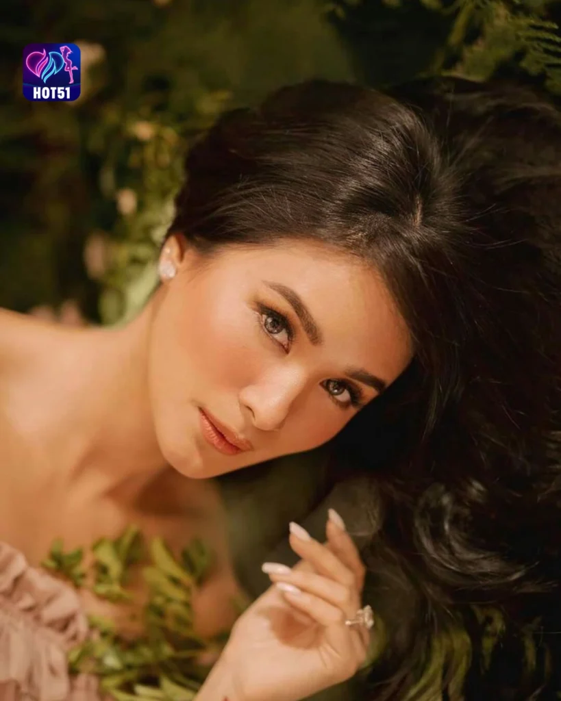  Heart Evangelista’s Stunning Photos on HOT51 Platform 