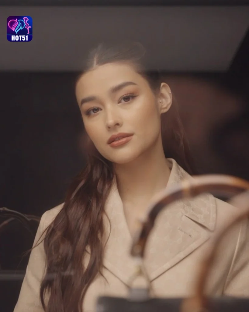  Liza Soberano Beautiful Photos on HOT51 Platform 