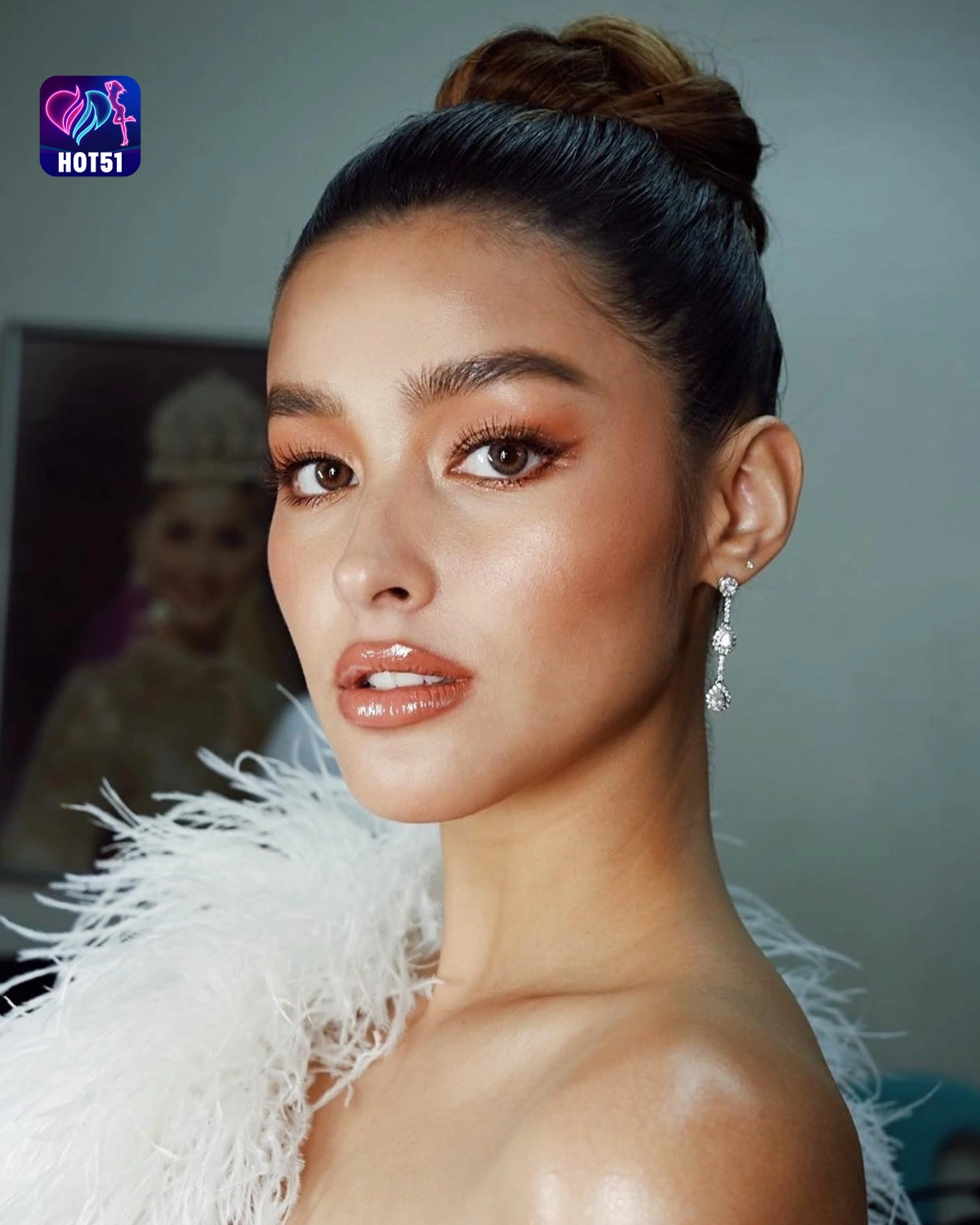 You are currently viewing Beautiful Liza Soberano Stunning Photos on HOT51 Platform