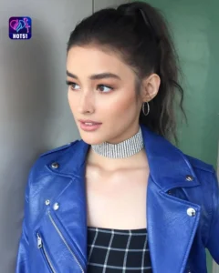 Read more about the article Beautiful Liza Soberano Stunning Photos on HOT51 Platform