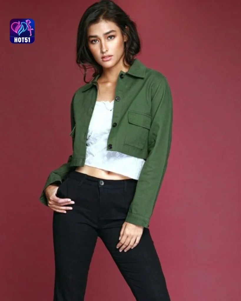 Beautiful Liza Soberano Photos on HOT51 Platform