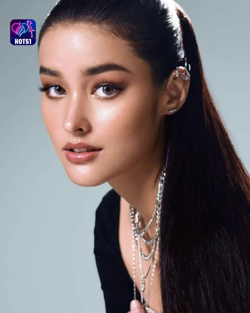  Liza Soberano's Stunning Photos on HOT51 Platform