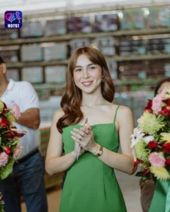 Read more about the article Beautiful Stunning Mga Magagandang Larawan Julia Barretto  HOT51