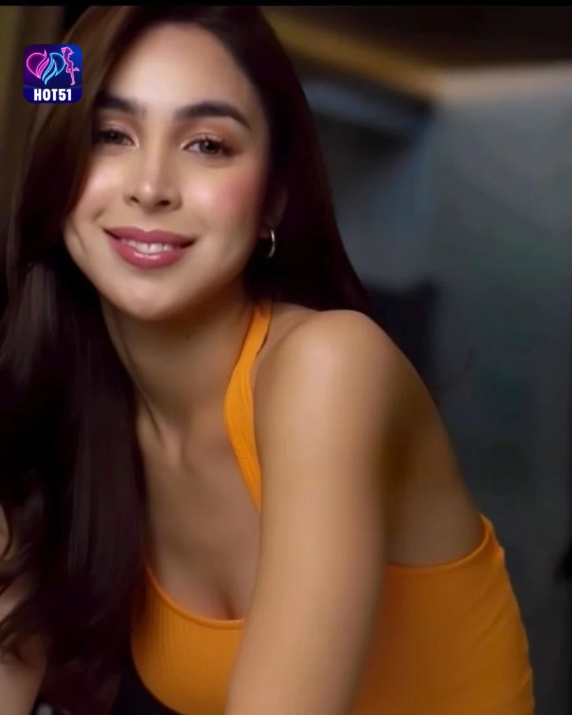  Mga Magagandang Larawan ni Julia Barretto sa HOT51