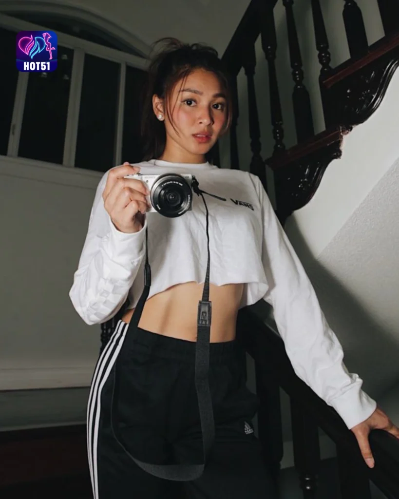 Nadine Lustre's Stunning Photos on HOT51 Platform 