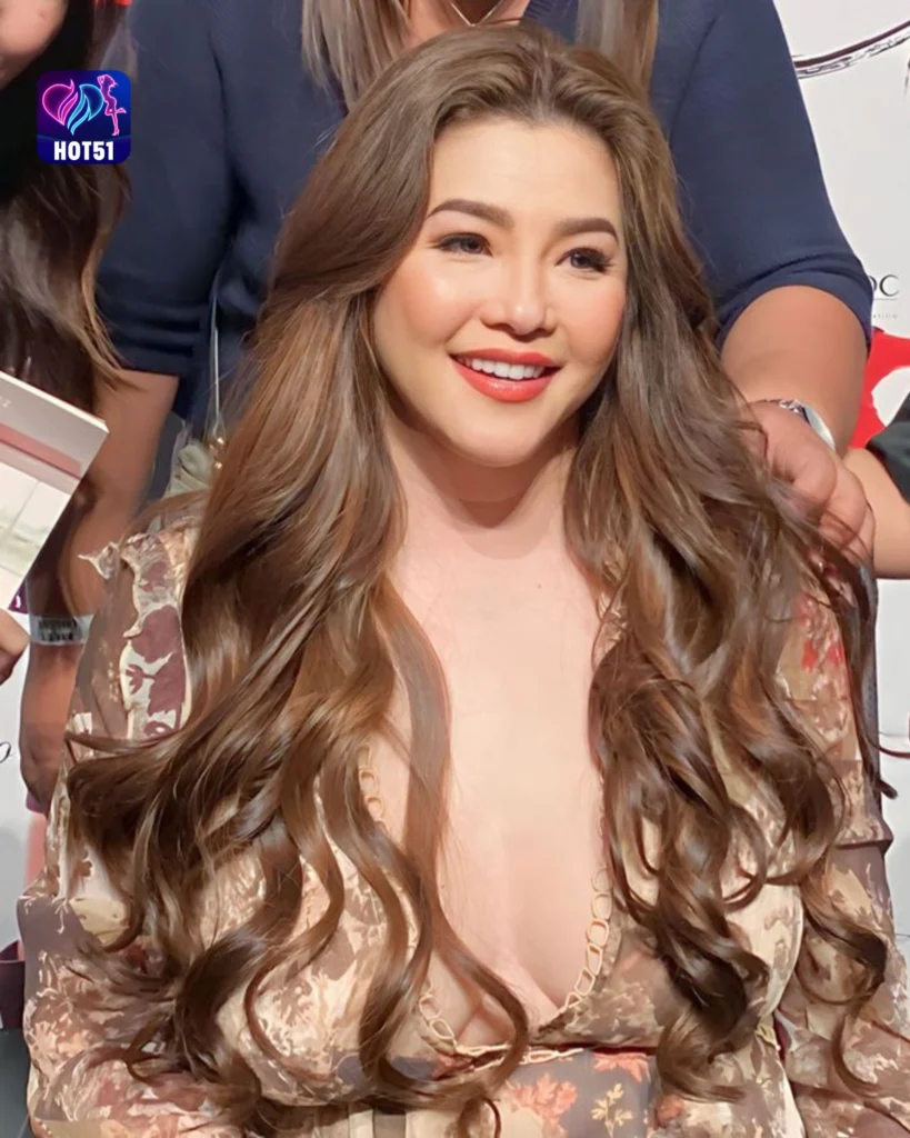 Regine Velasquez’s Stunning Photos on HOT51 Platform