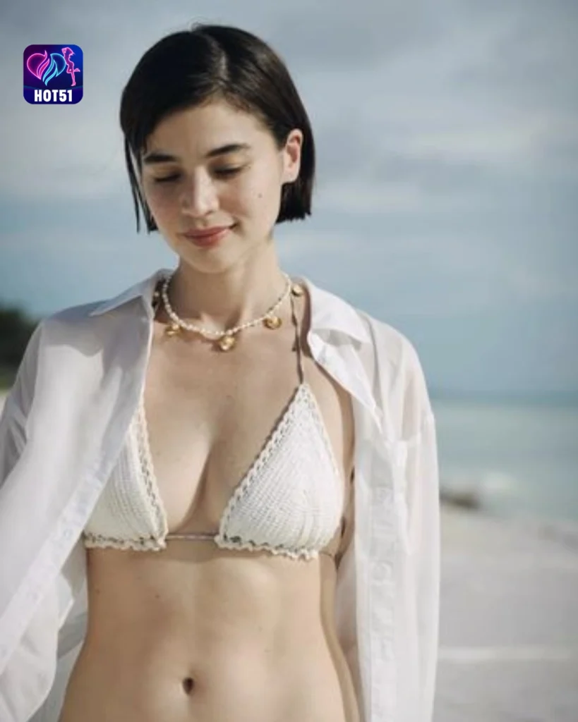  Stunning Anne Curtis Photos Featured on HOT51 Platform