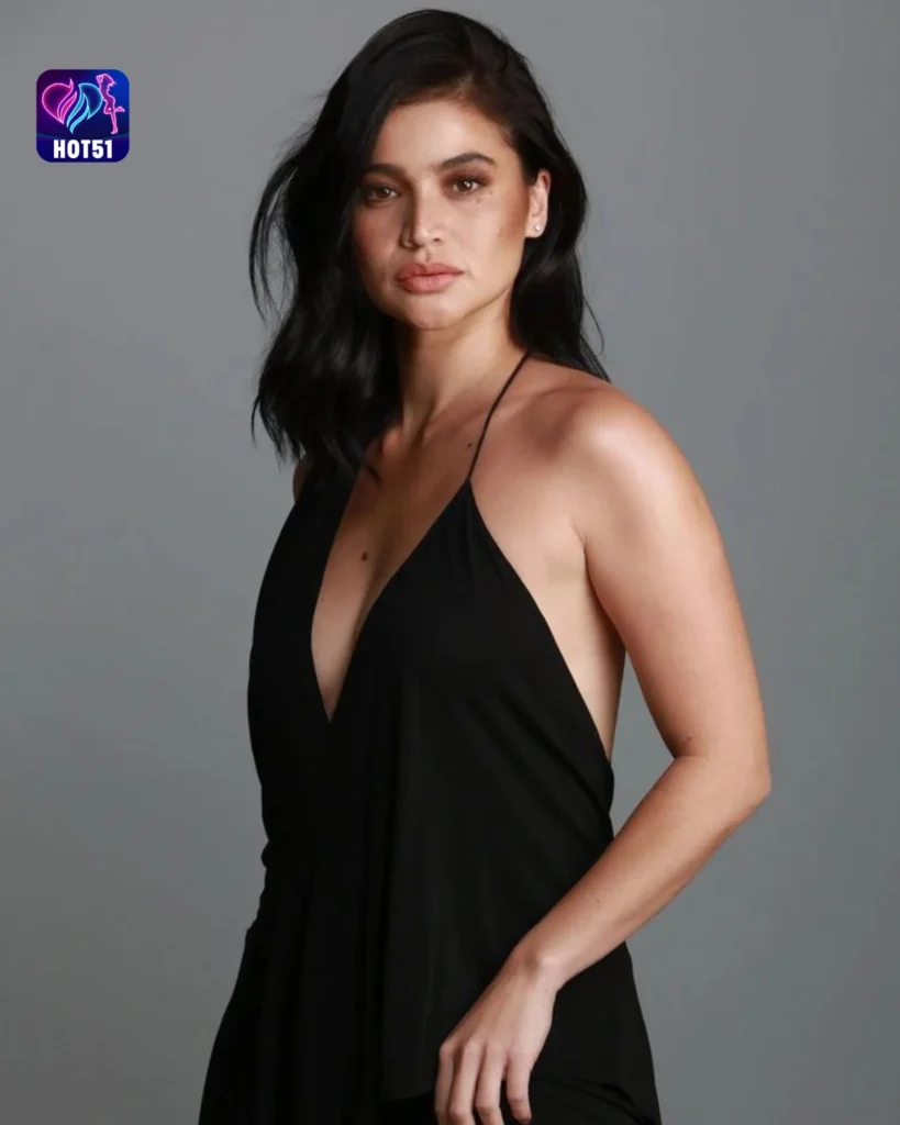 Stunning Anne Curtis Photos on HOT51 Platform