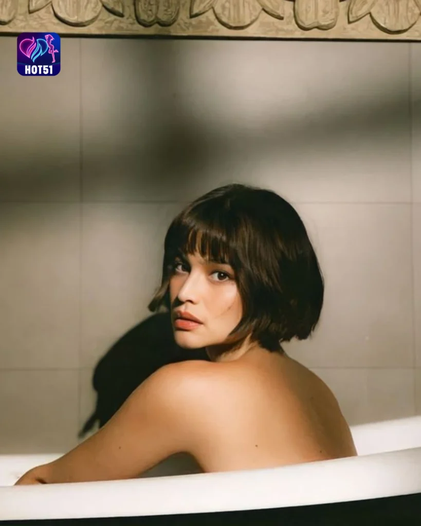  Stunning Anne Curtis Photos on HOT51 Platform 