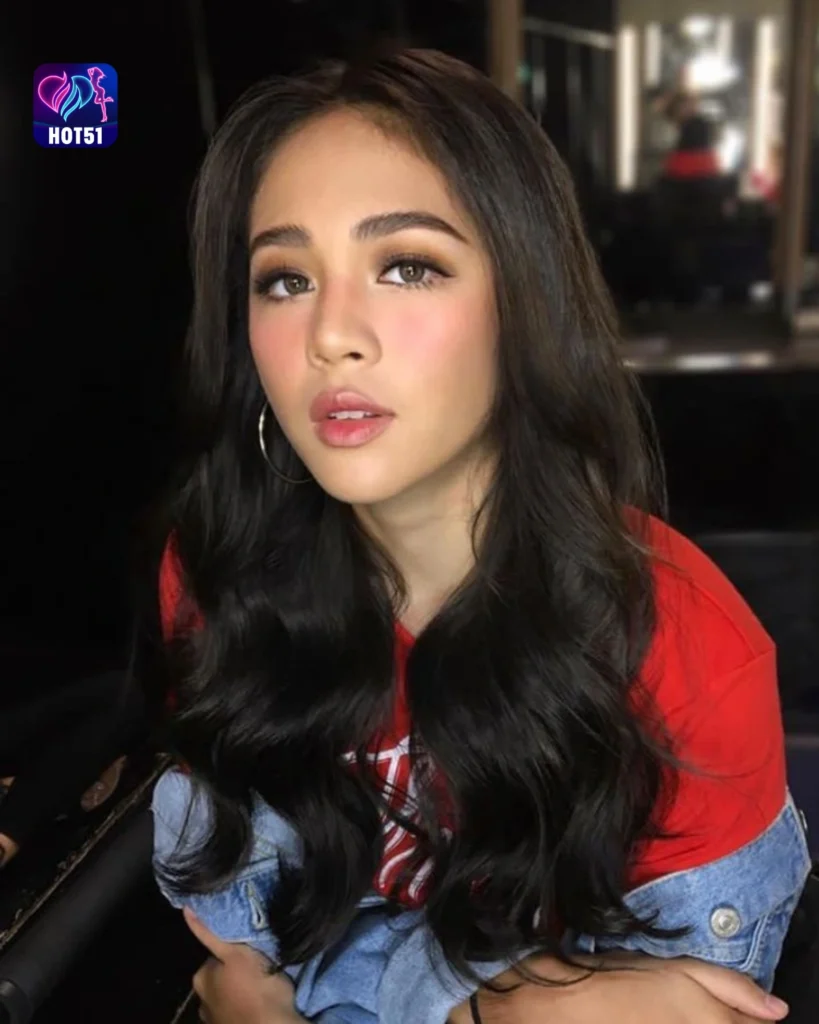 Stunning Janella Salvador Photos on HOT51 Platform 